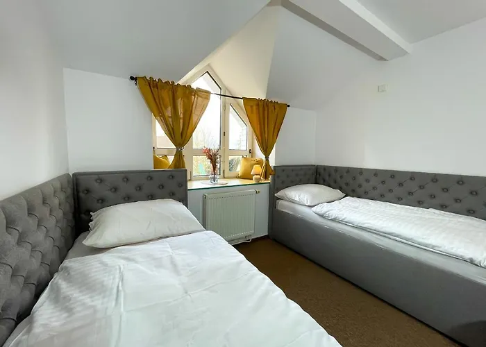 Hotel Colchi *